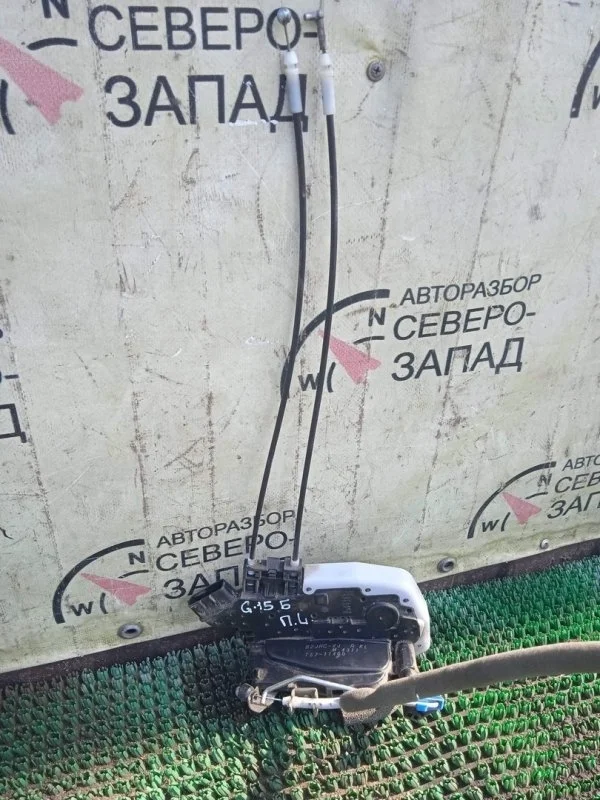 Замок Nissan Almera 805014AA0C G15 K4M, передний левый