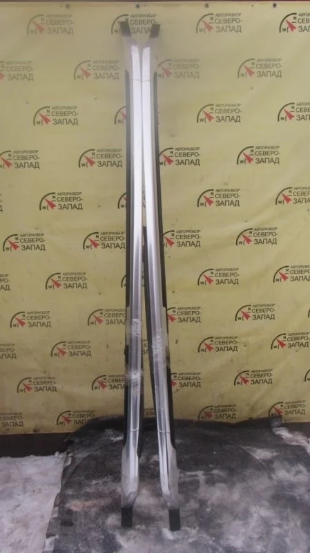 Молдинг Mercedes GLK-Class A2046905362 X204 272, левый