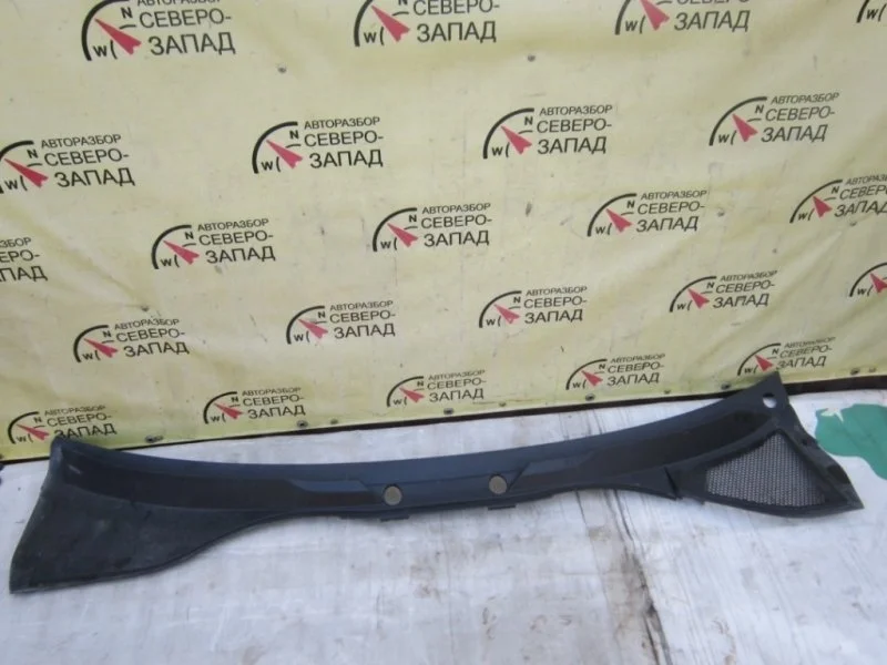 Жабо Audi Q7 4L1819401 4LB CRCA