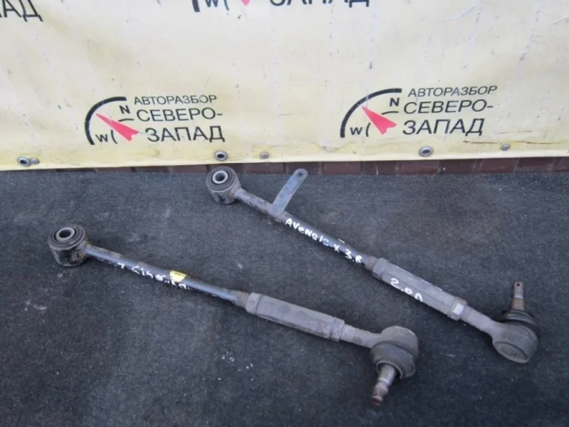 Рычаг Toyota Avensis 4872005020 AZT250 1AZ, задний правый