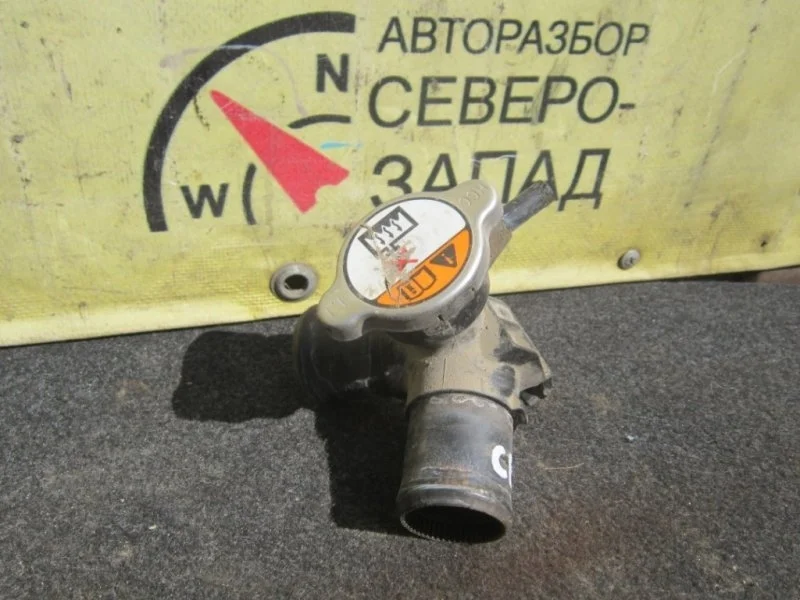 Горловина радиатора Kia Ceed 253291P100 JD G4FG