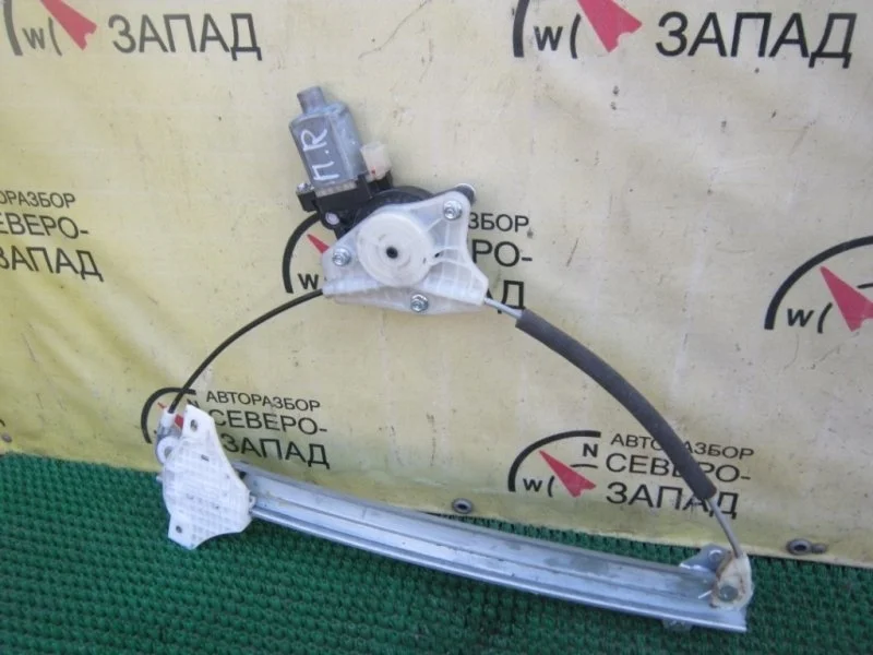 Стеклоподъемник Hyundai Solaris 2017 82402H5010 HCR G4FG, передний правый