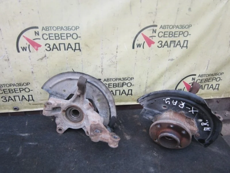 Кулак поворотный Lada Xray 400158414R, передний левый