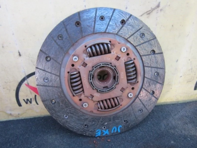 Диск сцепления Nissan Juke 30100JX00C YF15 HR16DE