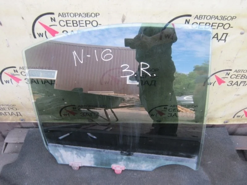 Стекло Nissan Almera 823009M700 N16 QG15, заднее правое