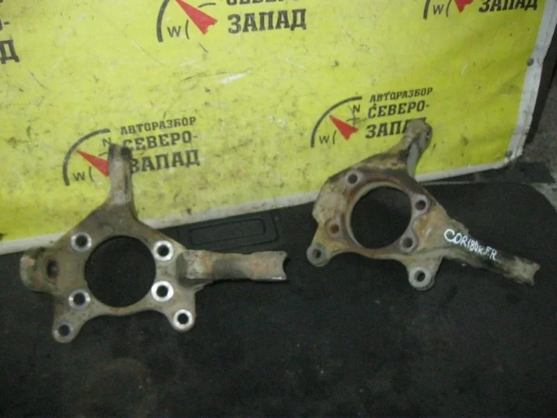 Кулак поворотный Toyota Corolla 2012 432110F020 ZRE181 1ZR, передний правый