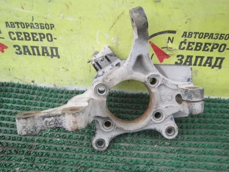 Кулак поворотный Kia Ceed 51716A6000 JD G4FG, передний правый