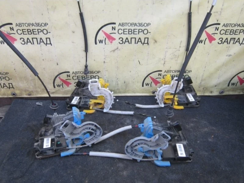 Замок Kia Ceed 81410A2100 JD G4FG, задний левый