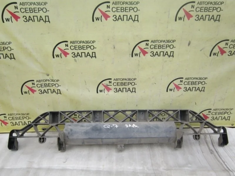 Кронштейн Audi Q7 4L0807329 4LB CRCA, задний