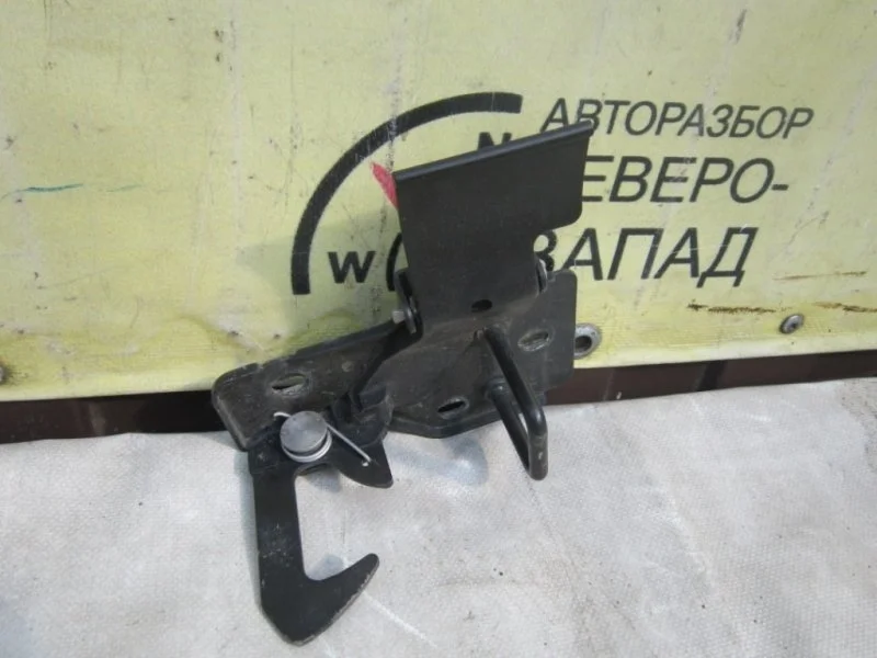 Замок Audi Q7 4L0823480A 4LB CRCA