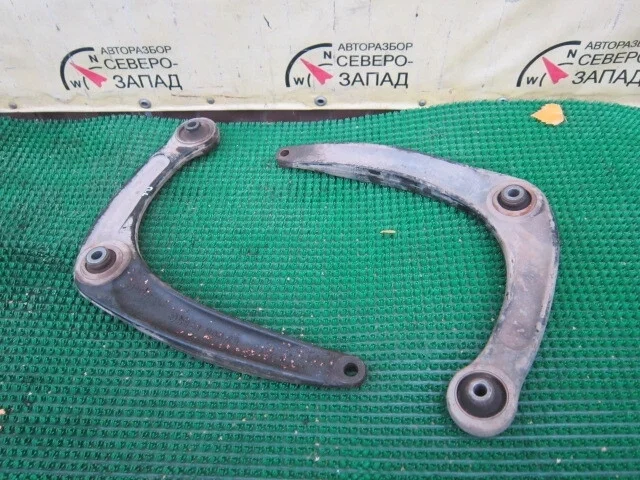 Рычаг Peugeot 308 3521R3 4A/C EP6, передний правый