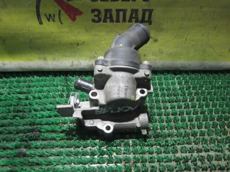 Корпус термостата Renault Logan 8200493154 L8 K7M