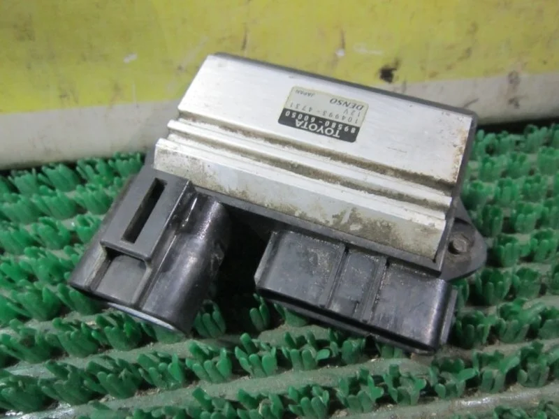 Блок управления Toyota Land Cruiser 8958060050 GRJ150 1GR
