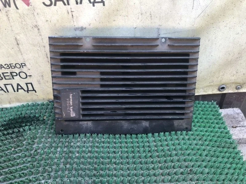 Усилитель магнитофона Land Rover Discovery XQK500103 L319 276DT