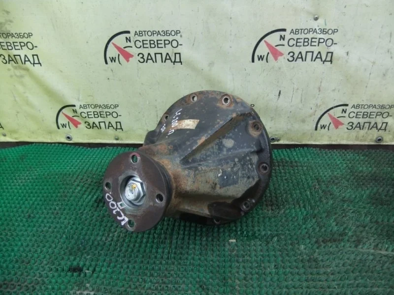 Редуктор Toyota Land Cruiser 4111060A10 VDJ200 1VD, задний