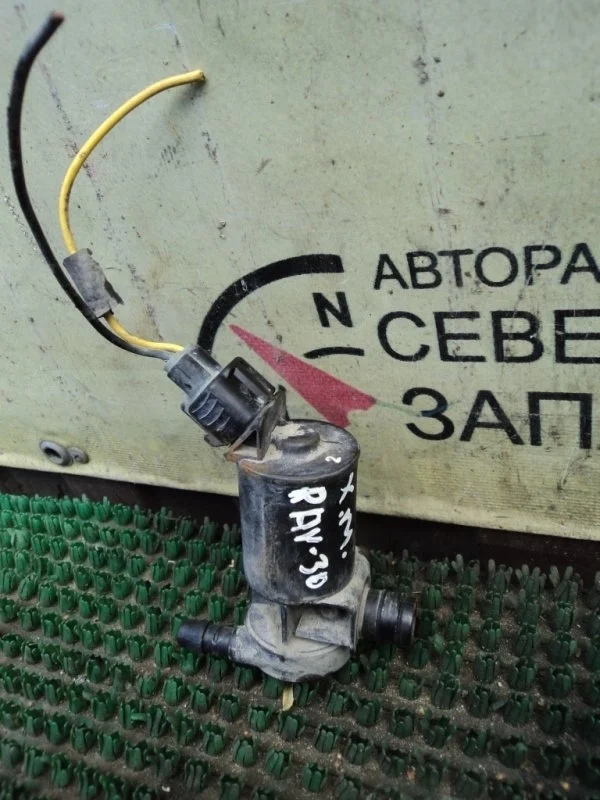 Мотор омывателя фар Toyota Rav4 8554200950 ACA31 2AZ