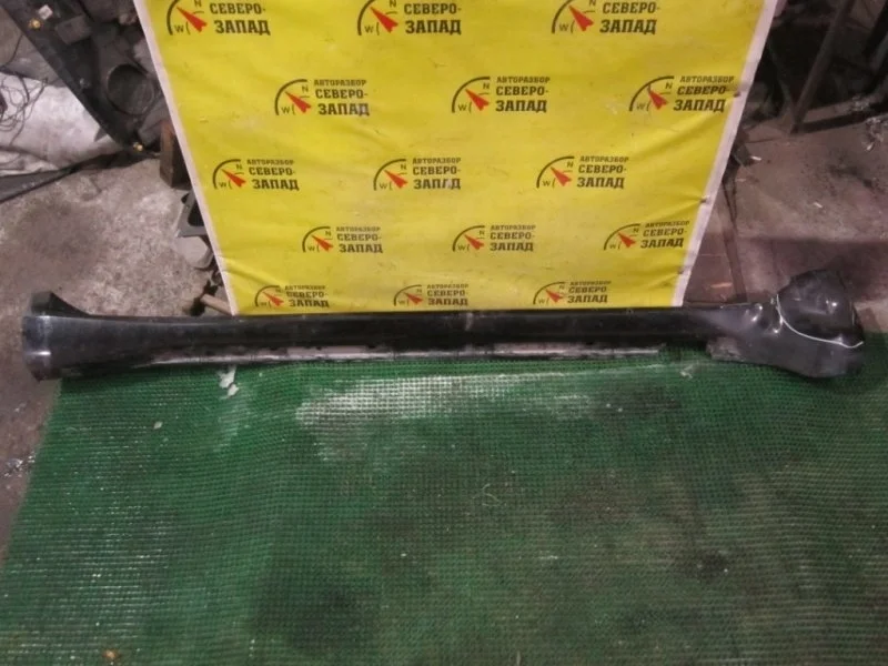 Накладка на порог Toyota Land Cruiser 7580560050 GRJ150 1GR, правая