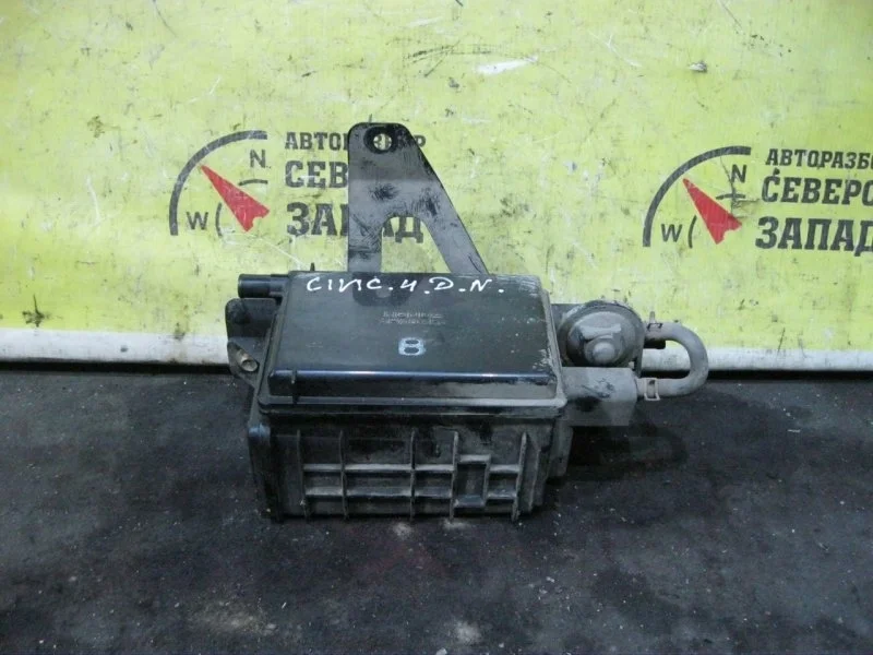 Абсорбер топливный Honda Civic 2005 17300SNA003 FD R18A1