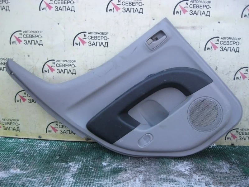 Обшивка дверей Mitsubishi L200 7222A289HA KB4T 4D56, задняя левая