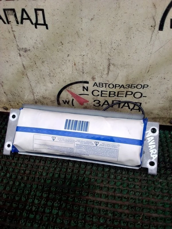 Подушка безопасности пассажира Nissan Navara 98515EB300 D40 YD25DDTI