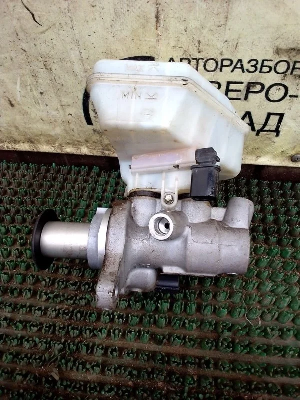 Главный тормозной цилиндр Volkswagen Touareg 7P0611019 7P5 CMTA