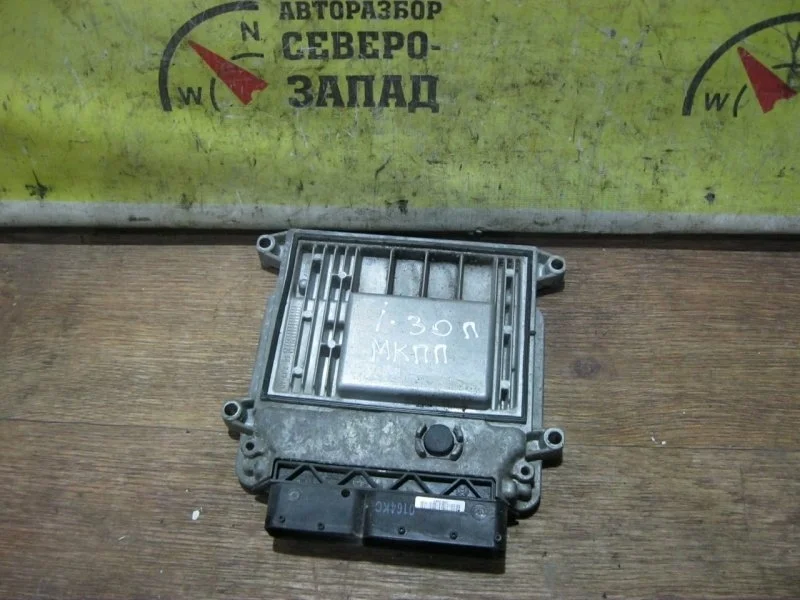 Блок управления двс Hyundai I30 2007 391122B102 FD G4FC