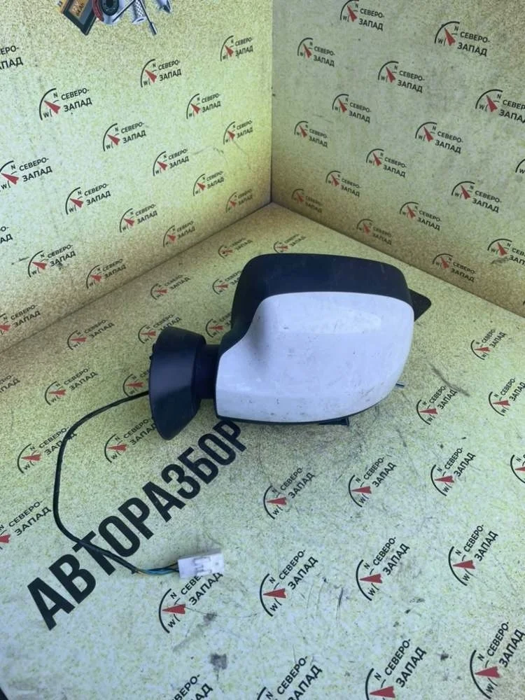 Зеркало Renault Duster 963027883R HSM F4R410, левое