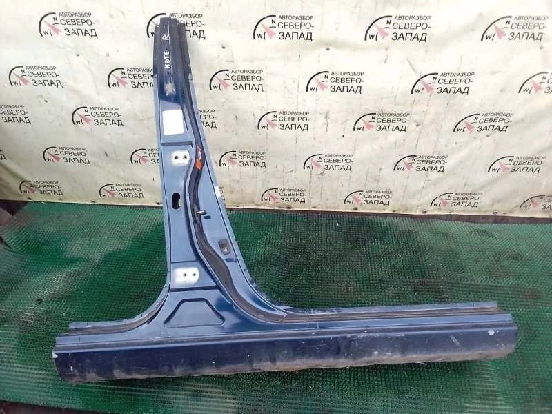 Порог кузова Nissan Note G64129U0M0 E11 HR16DE, правый