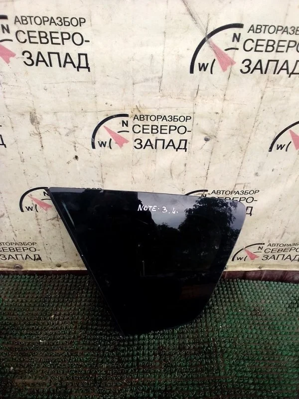 Форточка кузова Nissan Note 833019U000 E11 HR16DE, левая
