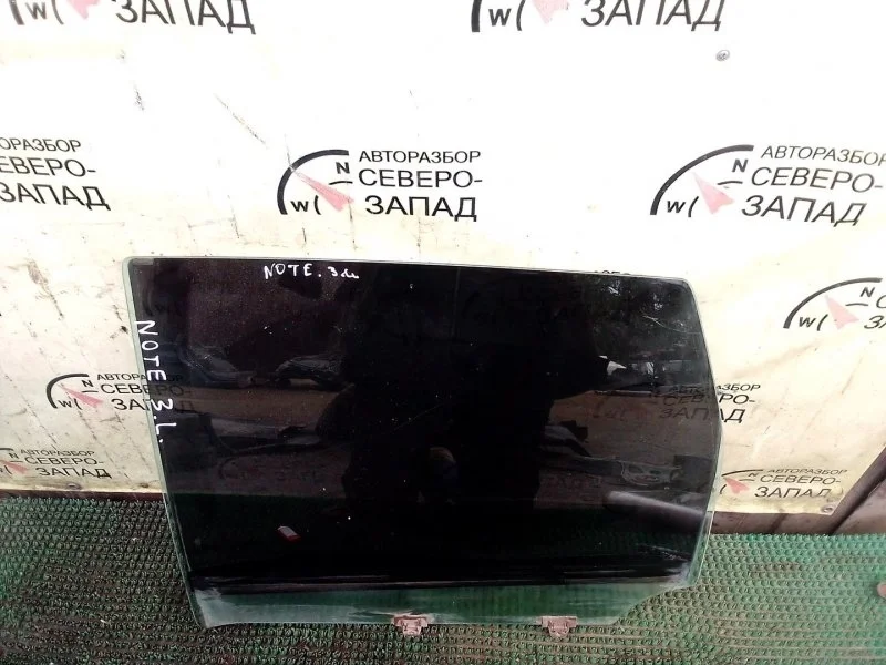 Стекло Nissan Note 823019U000 E11 HR16DE, заднее левое