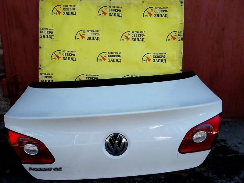 Крышка багажника Volkswagen Passat CC 3C8827025D B6