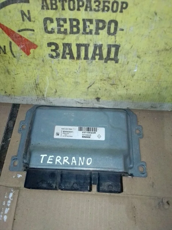 Блок управления двс Nissan Terrano 237109323R D10 F4R410