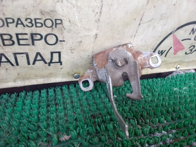 Замок капота Renault Duster 656010017R HSM