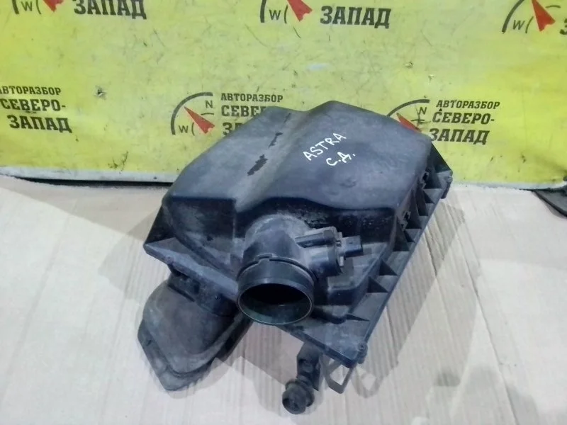 Корпус воздушного фильтра Opel Astra 13301777 P10 A14NET