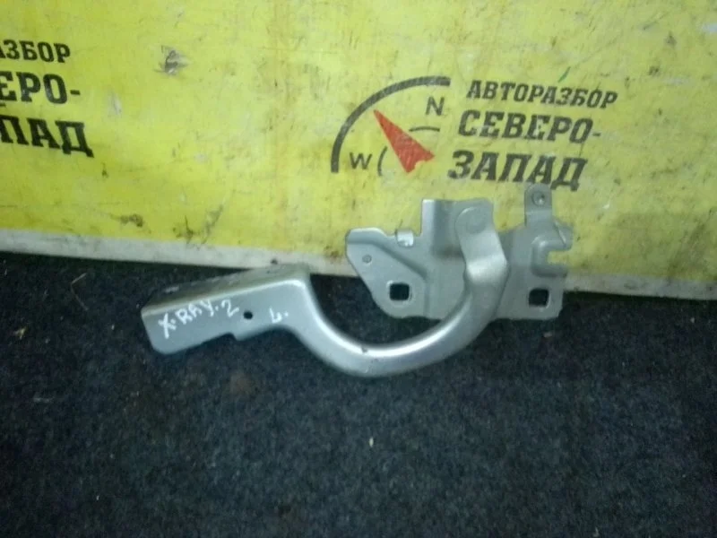 Петля капота Lada Xray 654013159R, левая