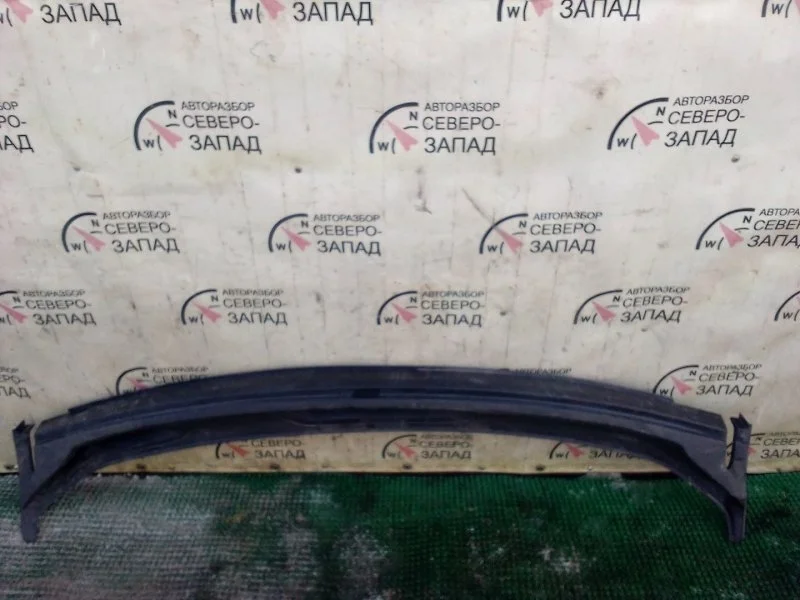 Жабо Renault Duster 668113292R HSM