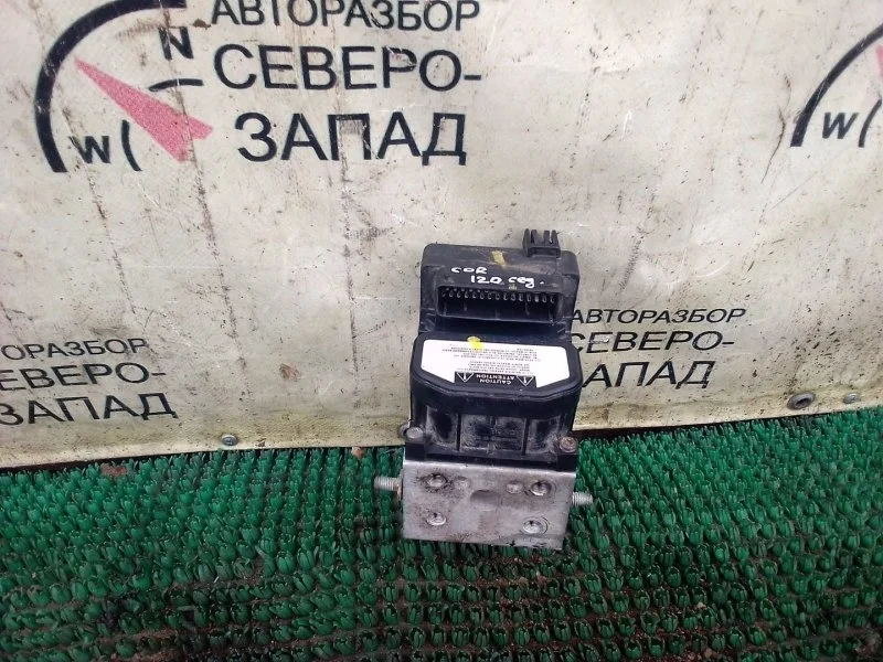 Блок управления ABS Toyota Corolla 4405002030 ZZE120