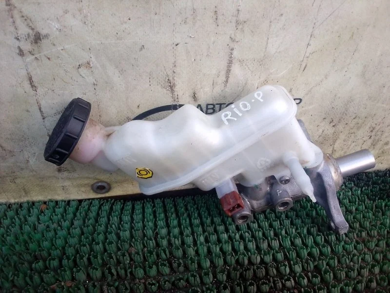 Главный тормозной цилиндр Kia Rio 2017 585104L150 QB G4FC