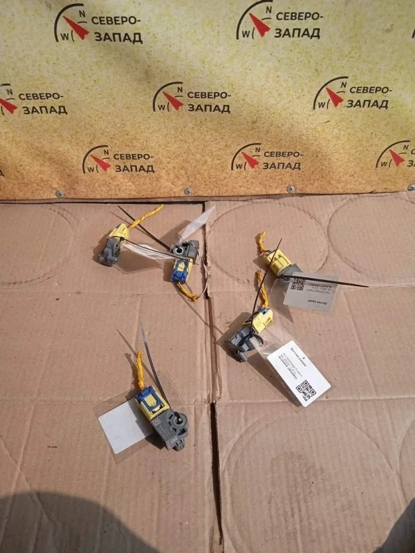 Датчик удара Kia Sportage 95920B4000 QL