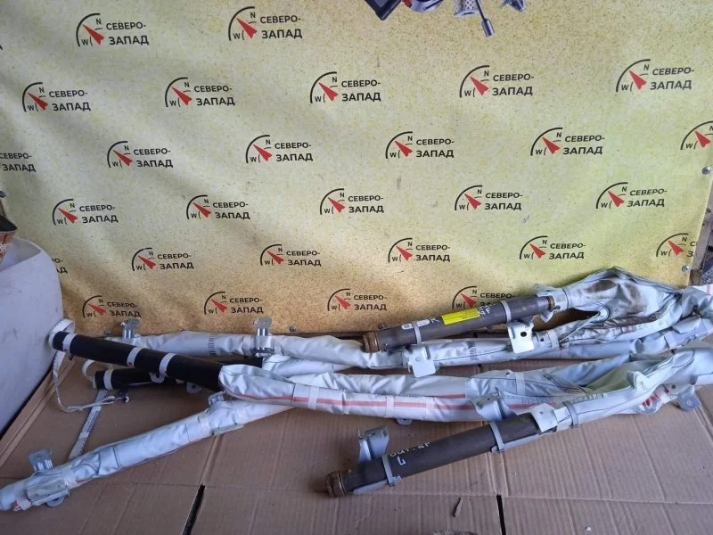 Шторка SRS Mitsubishi Outlander 7030A362 GF, правая