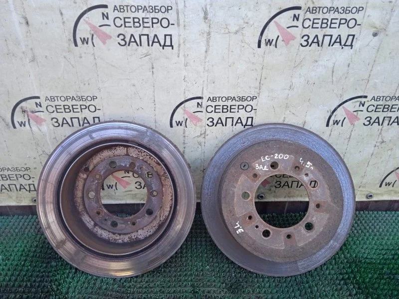Диск тормозной Toyota Land Cruiser 4243160290 VDJ200 1VD, задний