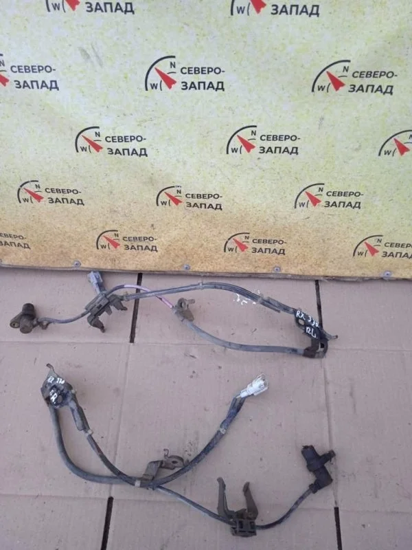 Датчик ABS Lexus RX330 8954248030, передний правый