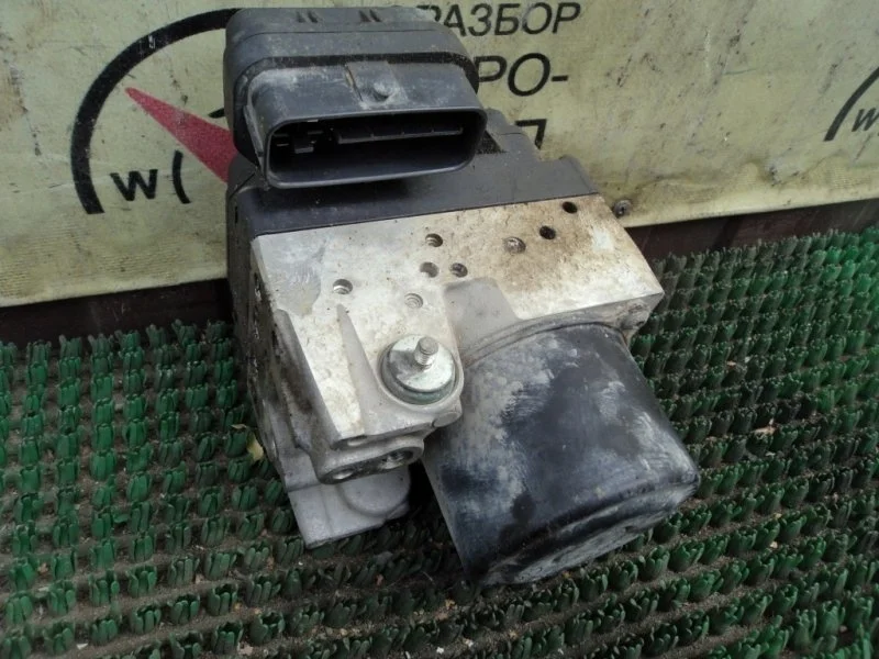 Блок ABS Toyota Rav4 4454042140 ACA30 2AZ