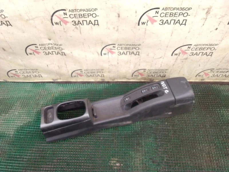 Подлокотник Nissan Note 969109U015 E11 HR16DE