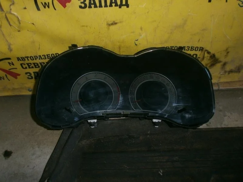 Щиток приборов Toyota Corolla 8380002P52 ZRE150 1ZR