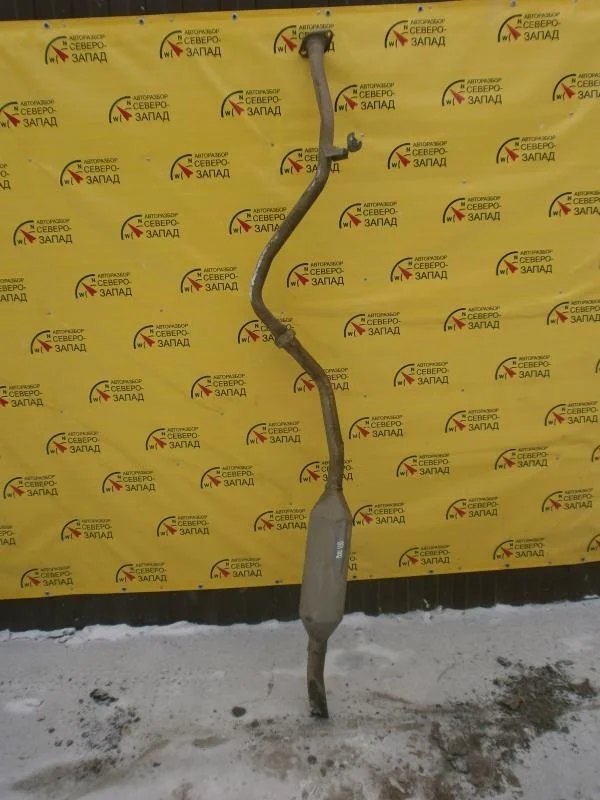 Резонатор глушителя Toyota Corolla 1743037170 ZRE151 1ZR