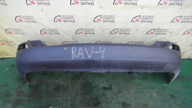 Бампер Toyota Rav4 5215942190 ACA40, задний