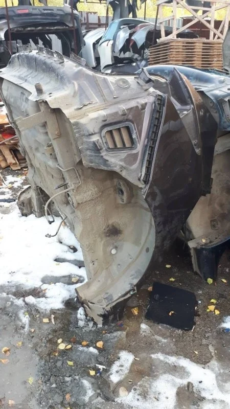 Крыло Hyundai IX35 715042YC00 LM G4KD, заднее правое