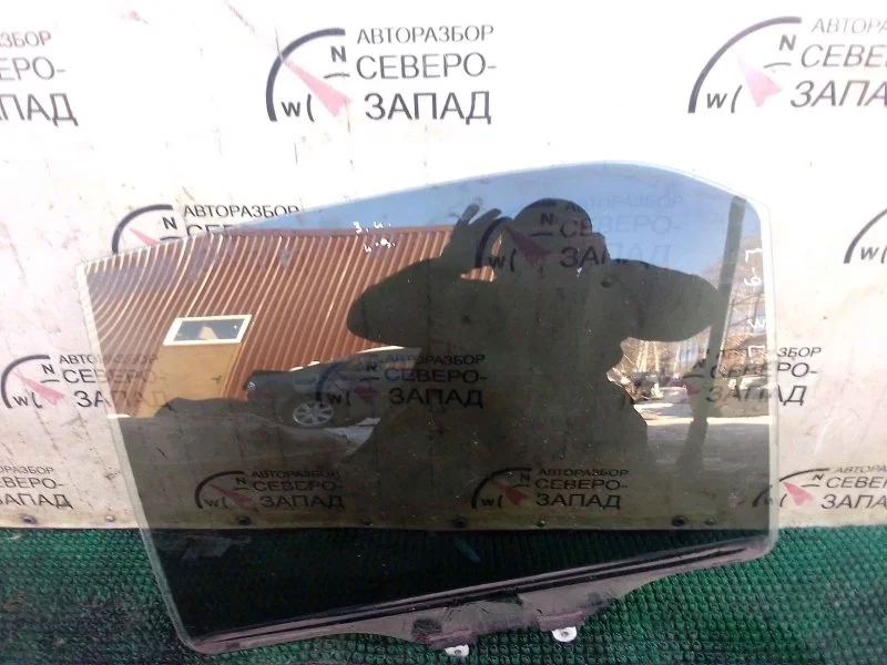 Стекло Mitsubishi Lancer MR525741 CS5A 4G18, заднее левое