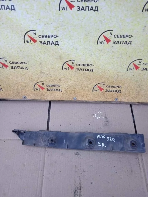 Кронштейн бампера Lexus RX330 5257548020 MCU38, задний правый
